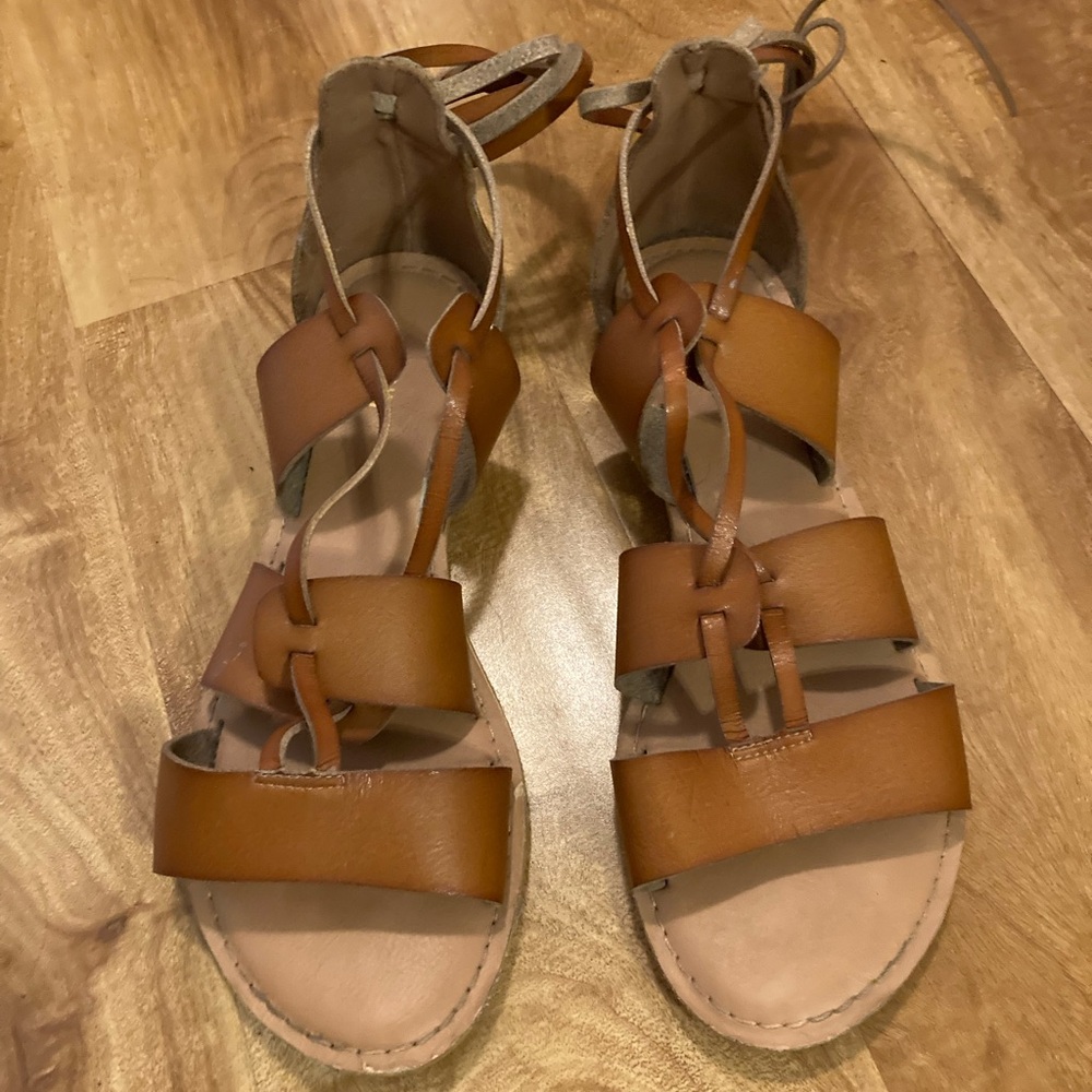 Women's Tan Leather Sandals